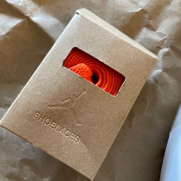 HOLD FOR LIBRA - Bundle 2 - Picture 13 of 15